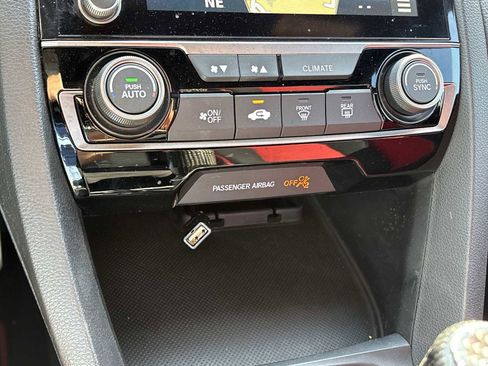 Used 2019 Honda Civic Type R image 18
