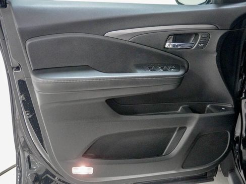 Used 2023 Honda Ridgeline RTL-E image 15