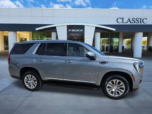 Used 2025 GMC Yukon Denali AWD/4WD image 9