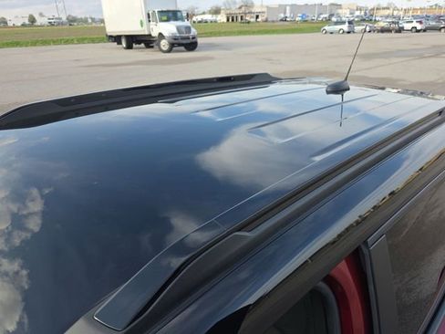 Used 2023 Chevrolet TrailBlazer RS FWD image 27