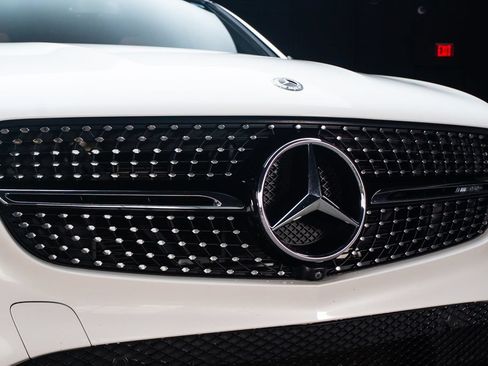 Used 2019 Mercedes-Benz GLC 43 AMG 4MATIC image 5