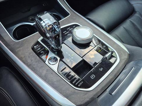 Used 2020 BMW X7 xDrive40i w/ Executive Package AWD/4WD image 16