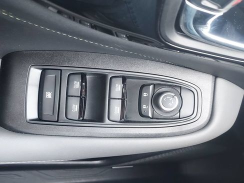 Certified 2025 Subaru Outback Onyx Edition AWD/4WD image 24