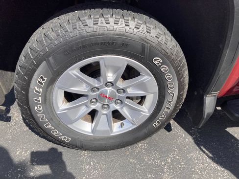 Used 2019 GMC Sierra 1500 SLE w/ SLE Value Package AWD/4WD image 31