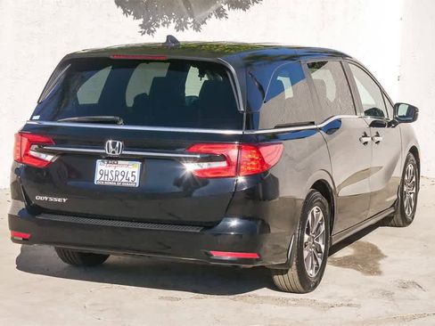 Used 2023 Honda Odyssey EX-L image 7