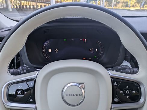 New 2026 Volvo XC60 B5 Ultra w/ Protection Package Premier AWD/4WD image 39