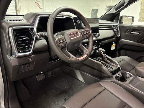 New 2026 GMC Canyon Elevation RWD image 23