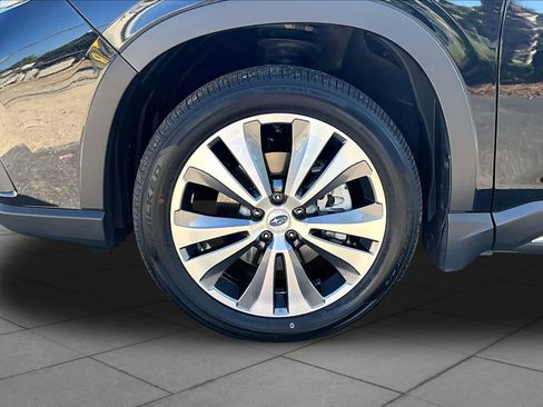 Used 2022 Subaru Ascent Touring w/ Popular Package #2A AWD/4WD image 11