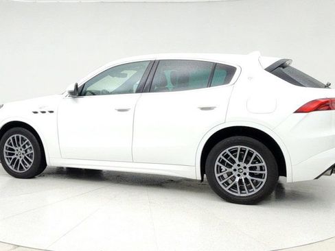 Used 2024 Maserati Grecale GT image 7