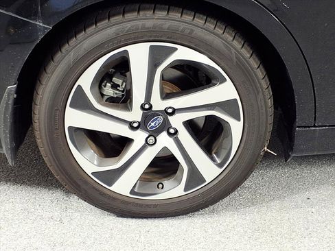 Used 2022 Subaru Legacy Limited image 6