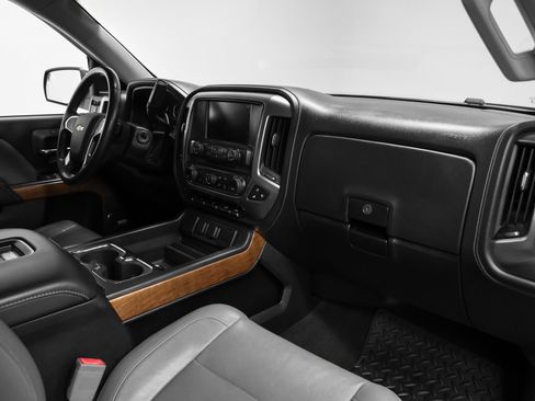 Used 2017 Chevrolet Silverado 1500 LTZ w/ Sport Package image 21