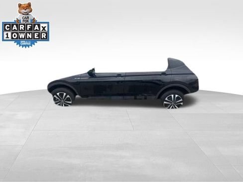 Used 2022 Volkswagen Tiguan S image 8