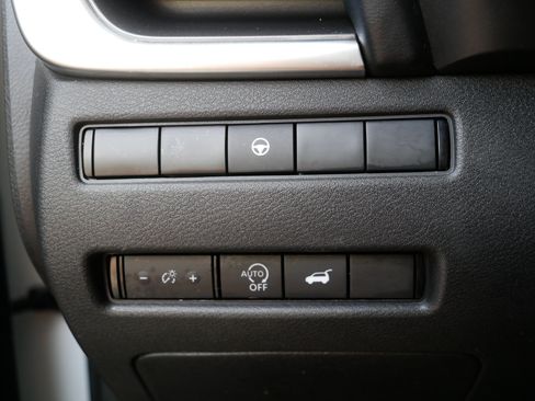 Certified 2023 Nissan Rogue SV w/ SV Premium B Package AWD/4WD image 26