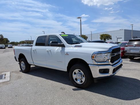Used 2022 RAM 2500 Big Horn w/ Cold Weather Group image 1
