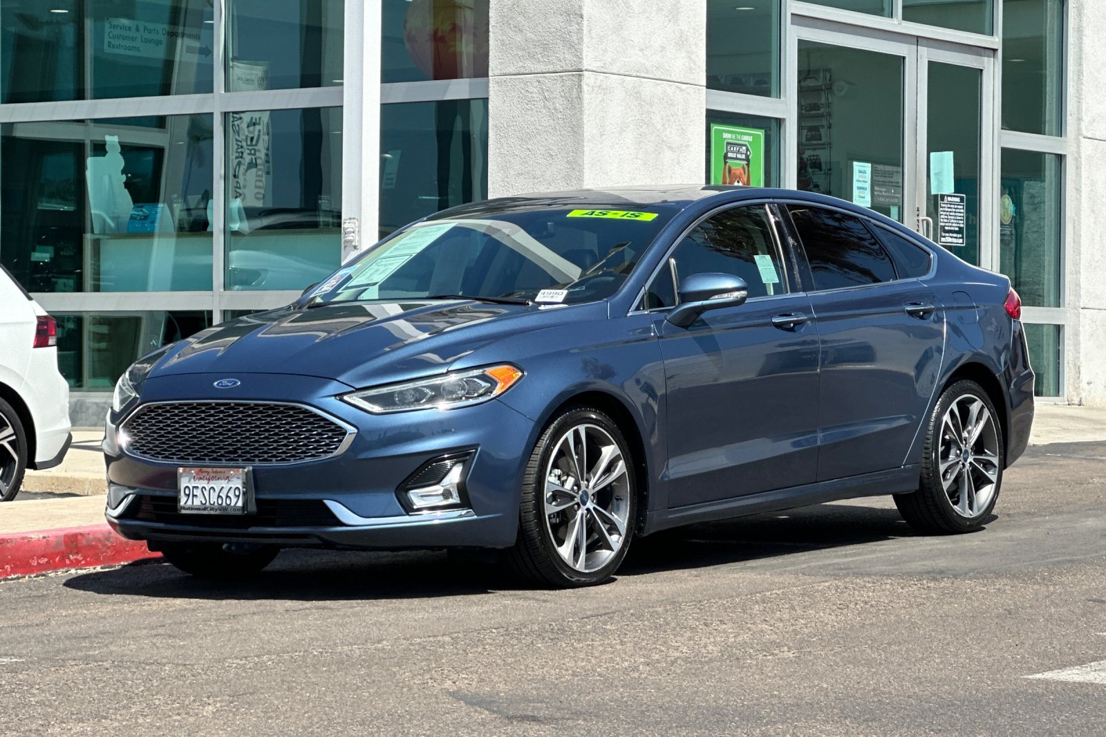 Used 2019 Ford Fusion Titanium FWD image 8