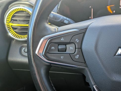 Used 2024 Chevrolet Trax LT w/ Driver Confidence Package FWD image 20