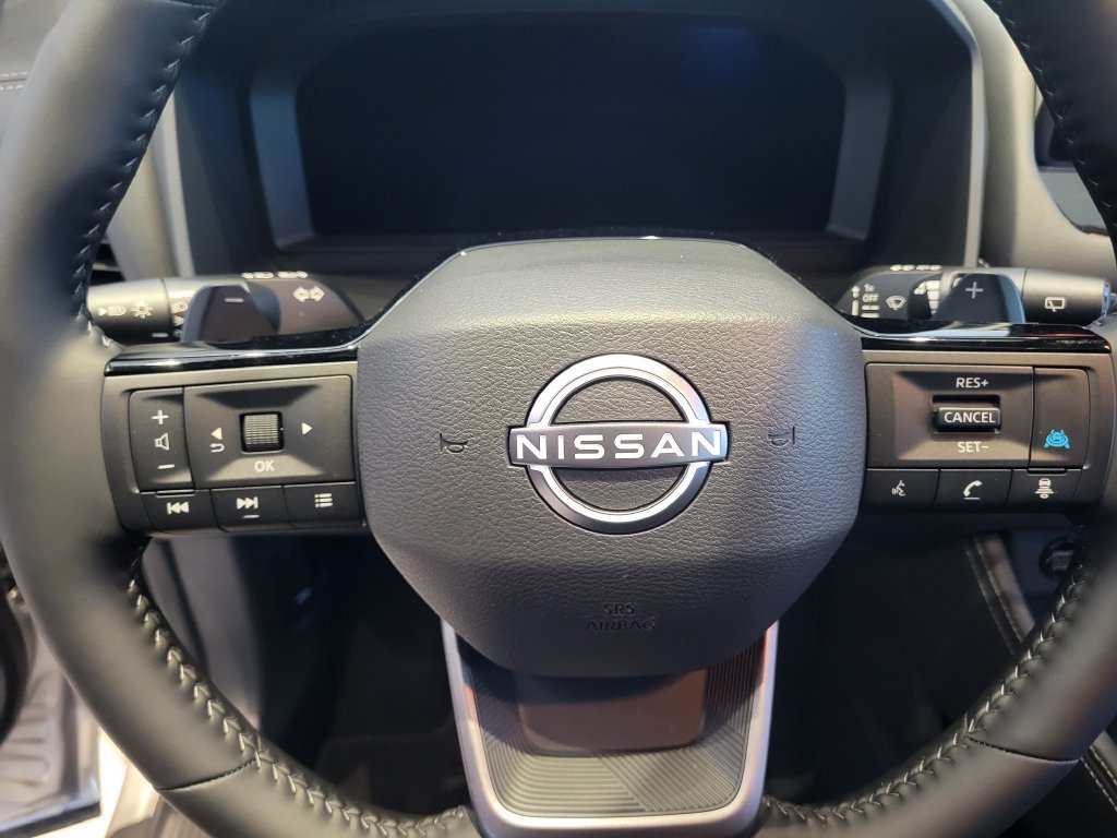 New 2026 Nissan Rogue Platinum AWD/4WD image 17