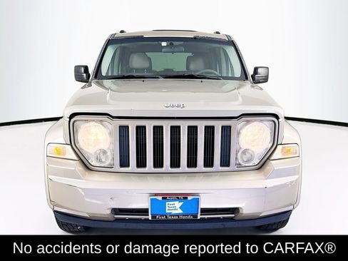 Used 2011 Jeep Liberty Sport w/ Popular Equipment Group AWD/4WD image 2