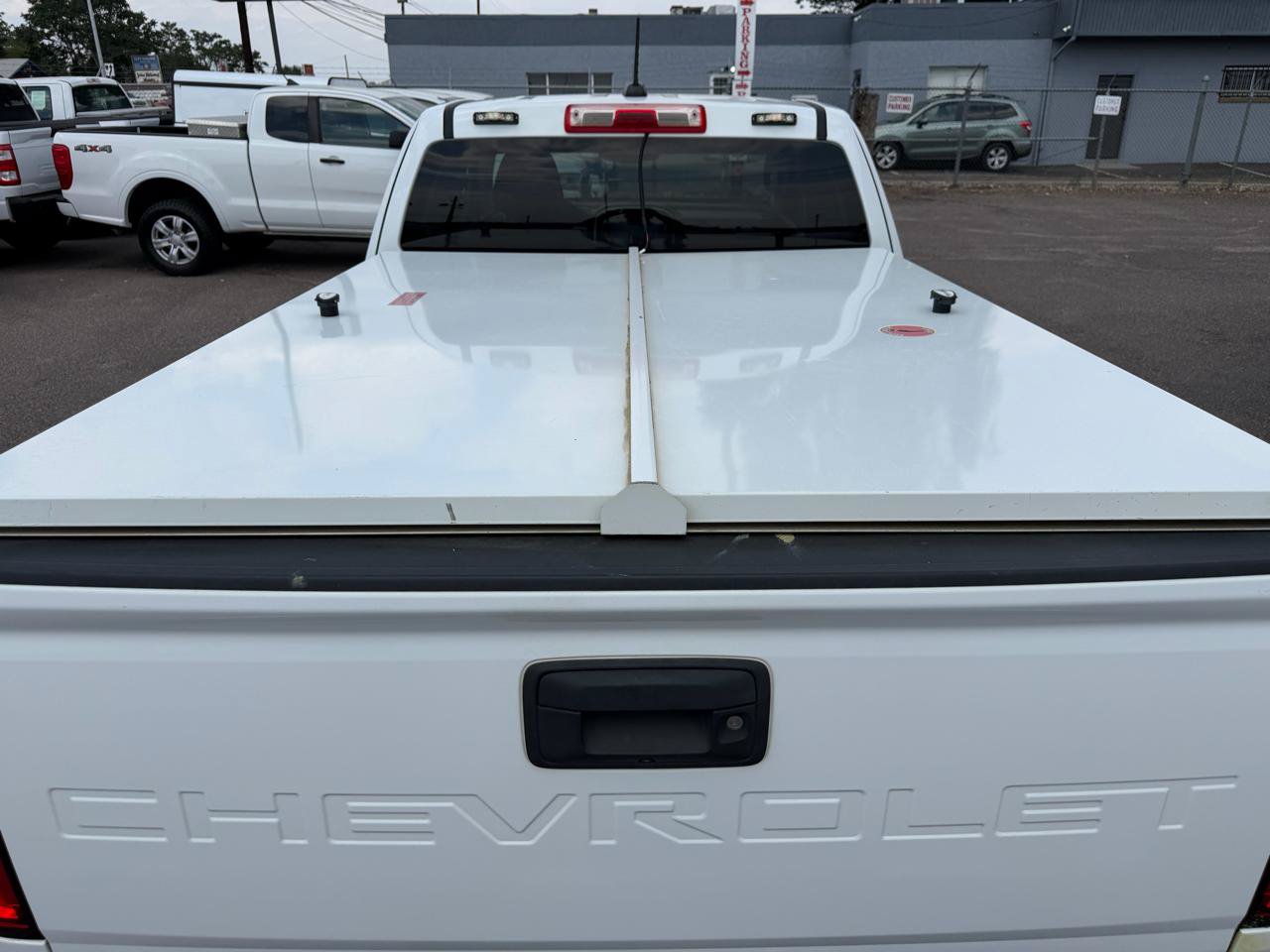 Used 2021 Chevrolet Colorado LT w/ Fleet Safety Package AWD/4WD image 9