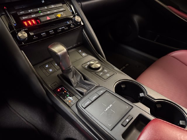 Used 2024 Lexus IS 300 w/ Comfort Package RWD image 18