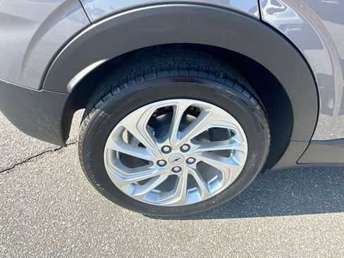 Used 2023 Chevrolet Bolt EUV LT image 20