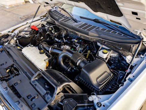 Used 2024 Ford F150 XLT w/ Equipment Group 302A MID image 40