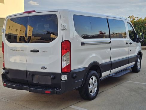 Used 2017 Ford Transit 350 XLT RWD image 5