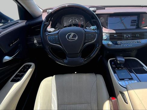 Used 2018 Lexus LS 500 w/ Luxury Package RWD image 6