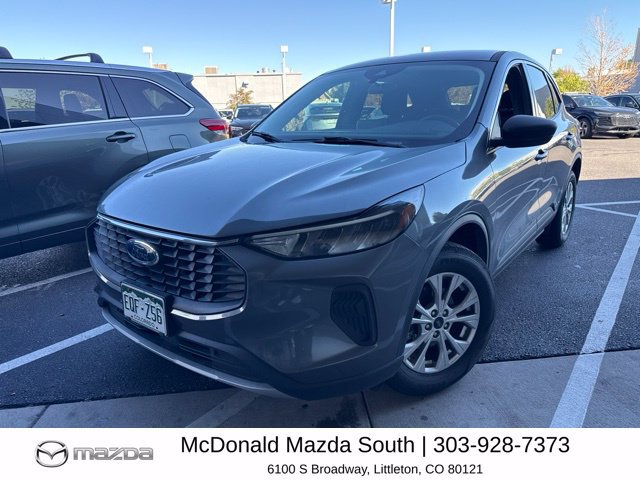 Used 2023 Ford Escape Active AWD/4WD image 1