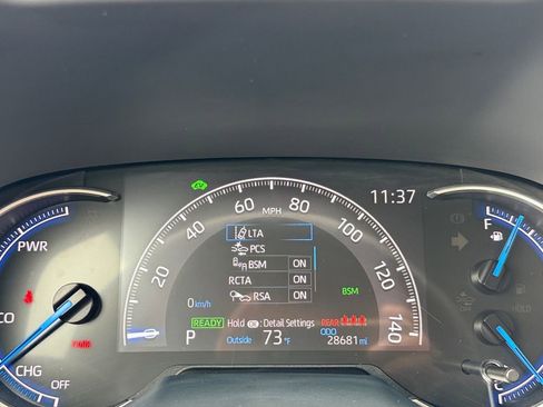 Used 2025 Toyota RAV4 XLE w/ Convenience Package AWD/4WD image 13