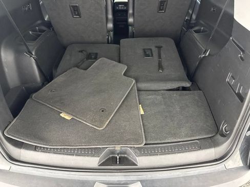 Used 2019 GMC Acadia SLT FWD image 31