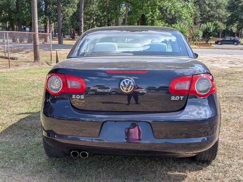 Used 2010 Volkswagen Eos Komfort FWD image 4