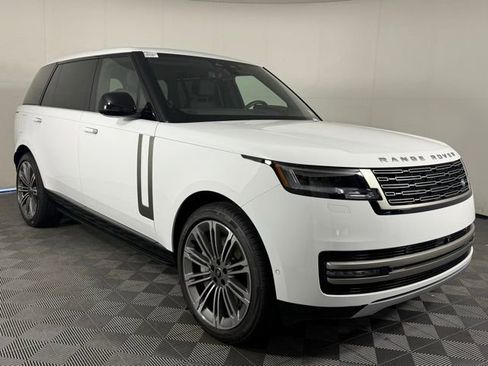 New 2025 Land Rover Range Rover Long Wheelbase SE image 11