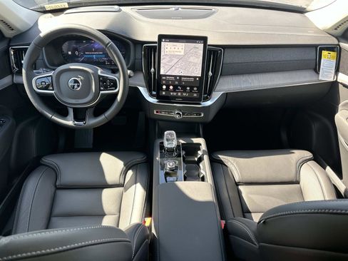 New 2026 Volvo XC90 T8 Ultra w/ Protection Package Premier image 7
