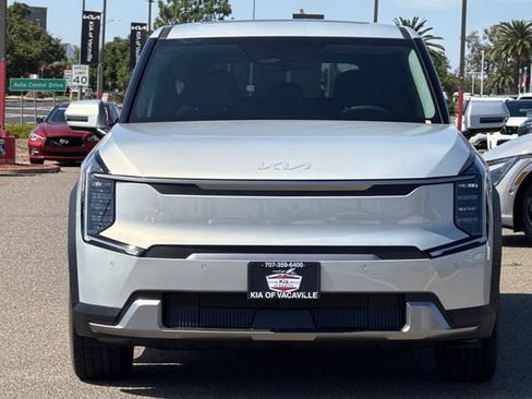 New 2026 Kia EV9 Light RWD image 9