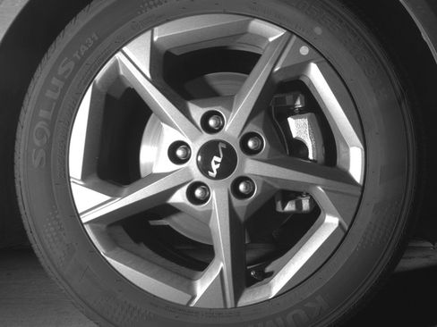 Used 2025 Kia K4 LXS image 13