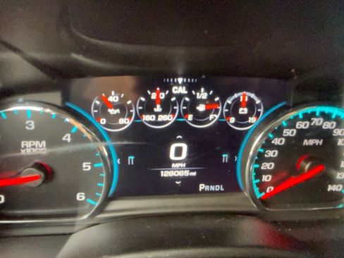Used 2019 Chevrolet Tahoe Premier RWD image 27