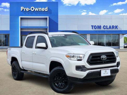 Used 2021 Toyota Tacoma SR image 1