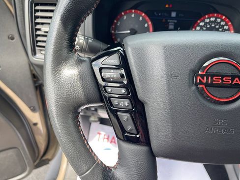 Used 2022 Nissan Frontier PRO-4X AWD/4WD image 15