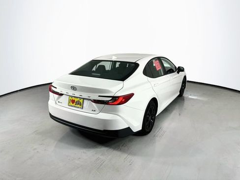 Used 2025 Toyota Camry LE FWD image 9