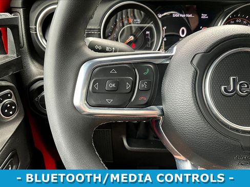 Used 2023 Jeep Gladiator Overland w/ Cold Weather Group AWD/4WD image 12
