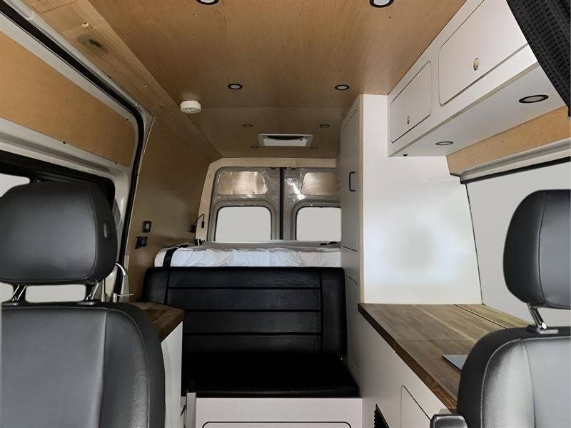 Used 2023 Mercedes-Benz Sprinter 2500 image 31