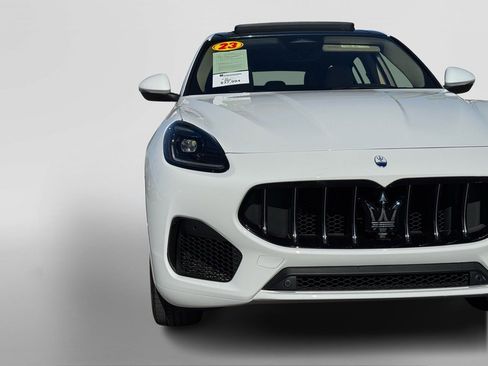Used 2023 Maserati Grecale GT image 11