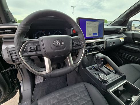 New 2026 Toyota Tacoma TRD Off-Road AWD/4WD image 12