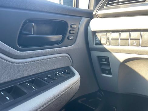 Used 2018 Honda Odyssey EX-L image 19