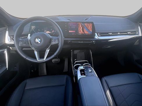 Used 2026 BMW X2 xDrive28i AWD/4WD image 14