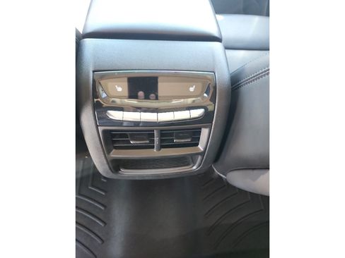 Used 2019 Cadillac XT5 Premium Luxury AWD/4WD image 13