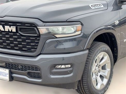 New 2026 RAM 1500 4x4 Crew Cab image 11