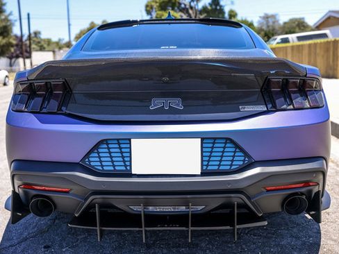 Used 2024 Ford Mustang GT Premium RWD image 7