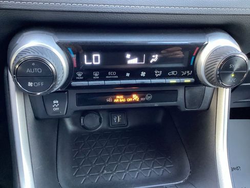 Used 2023 Toyota RAV4 Woodland Edition image 19